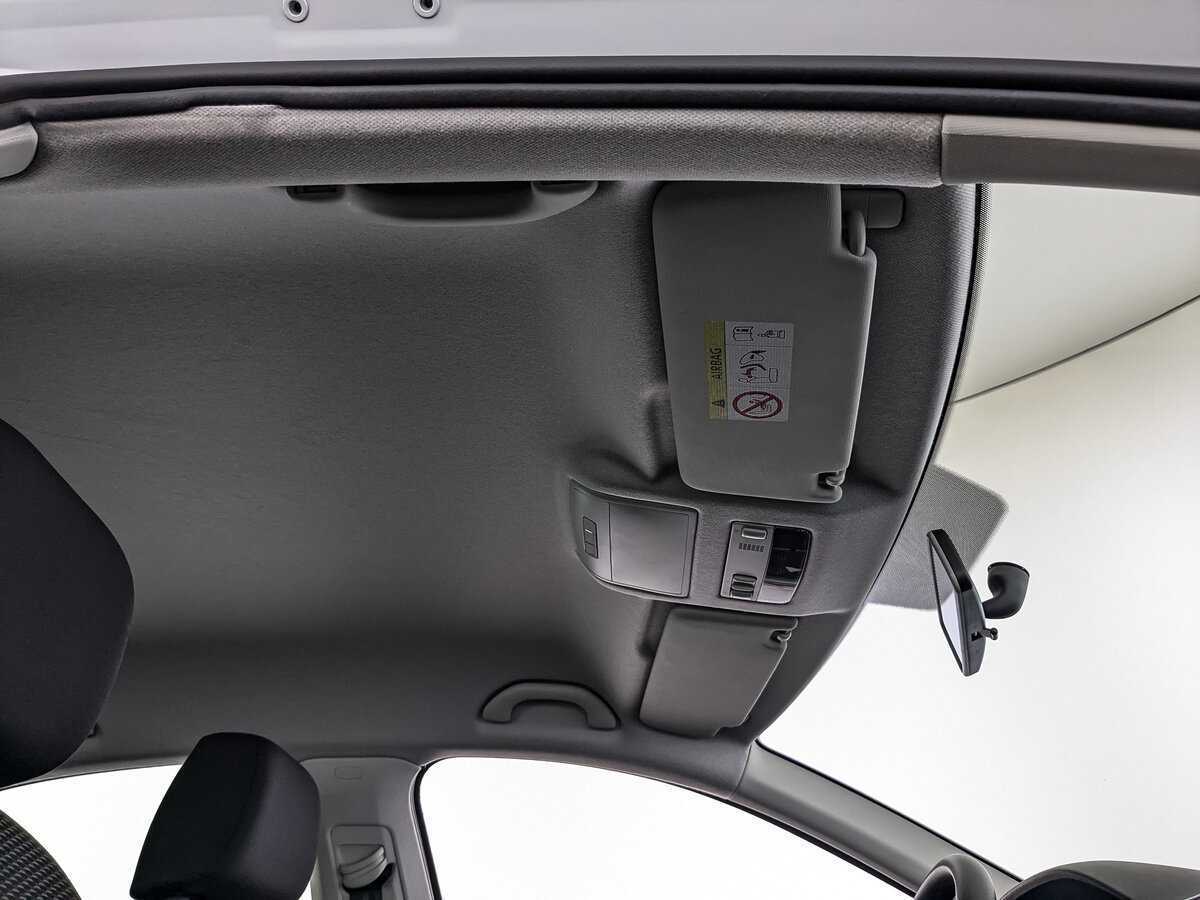 Volkswagen Polo с пробегом — 2020 год. Фото: #18