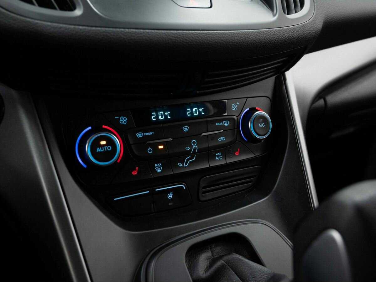 Ford Kuga с пробегом — 2017 год. Фото: #20