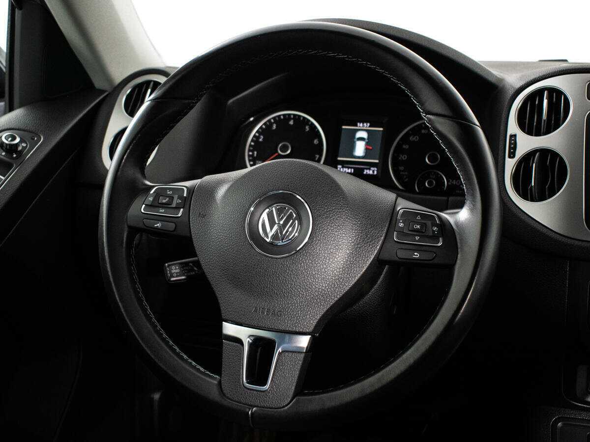 Volkswagen Tiguan с пробегом — 2013 год. Фото: #13