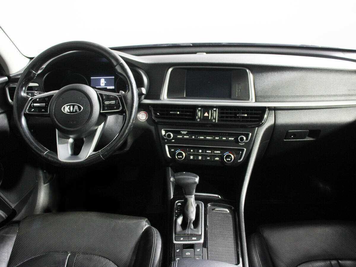 Kia Optima с пробегом — 2018 год. Фото: #9