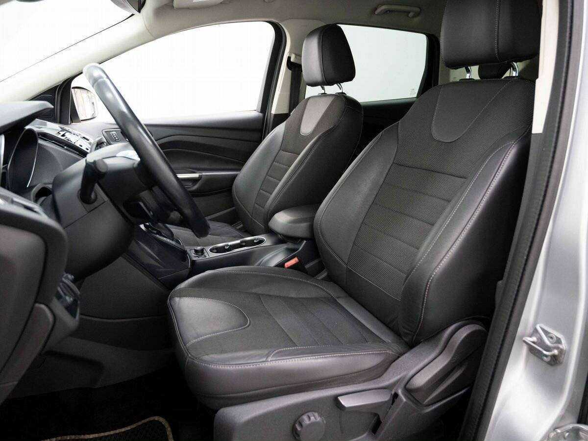 Ford Kuga с пробегом — 2014 год. Фото: #7