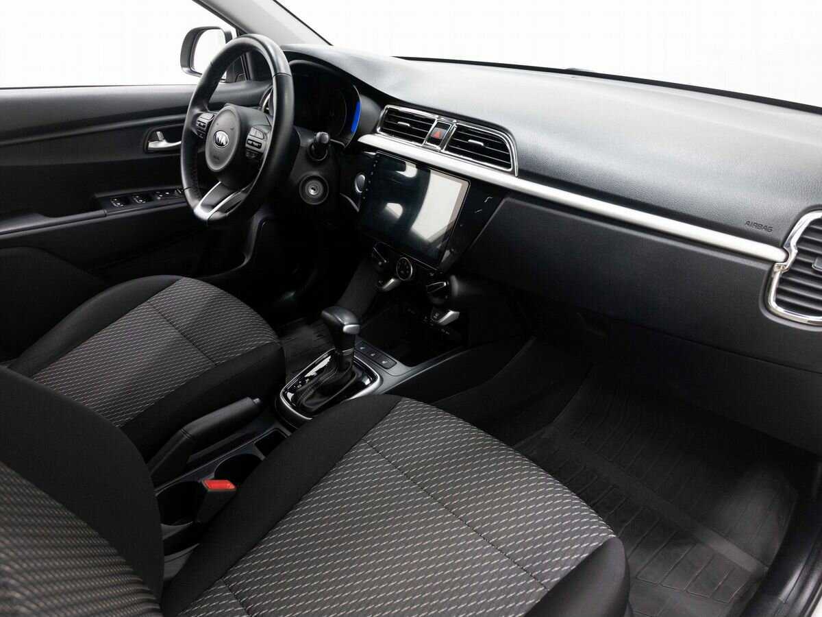 Kia Rio с пробегом — 2020 год. Фото: #12
