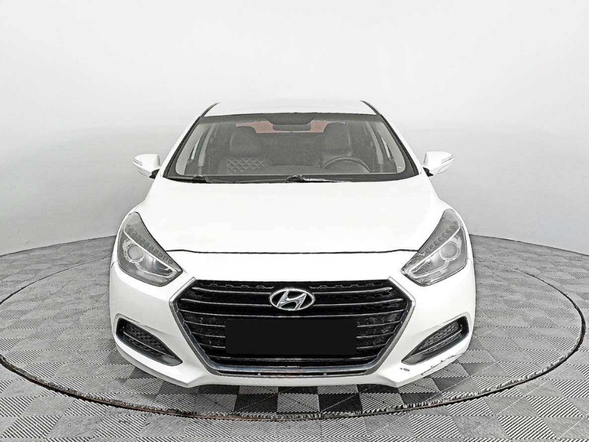 Hyundai i40 с пробегом — 2015 год. Фото: #1
