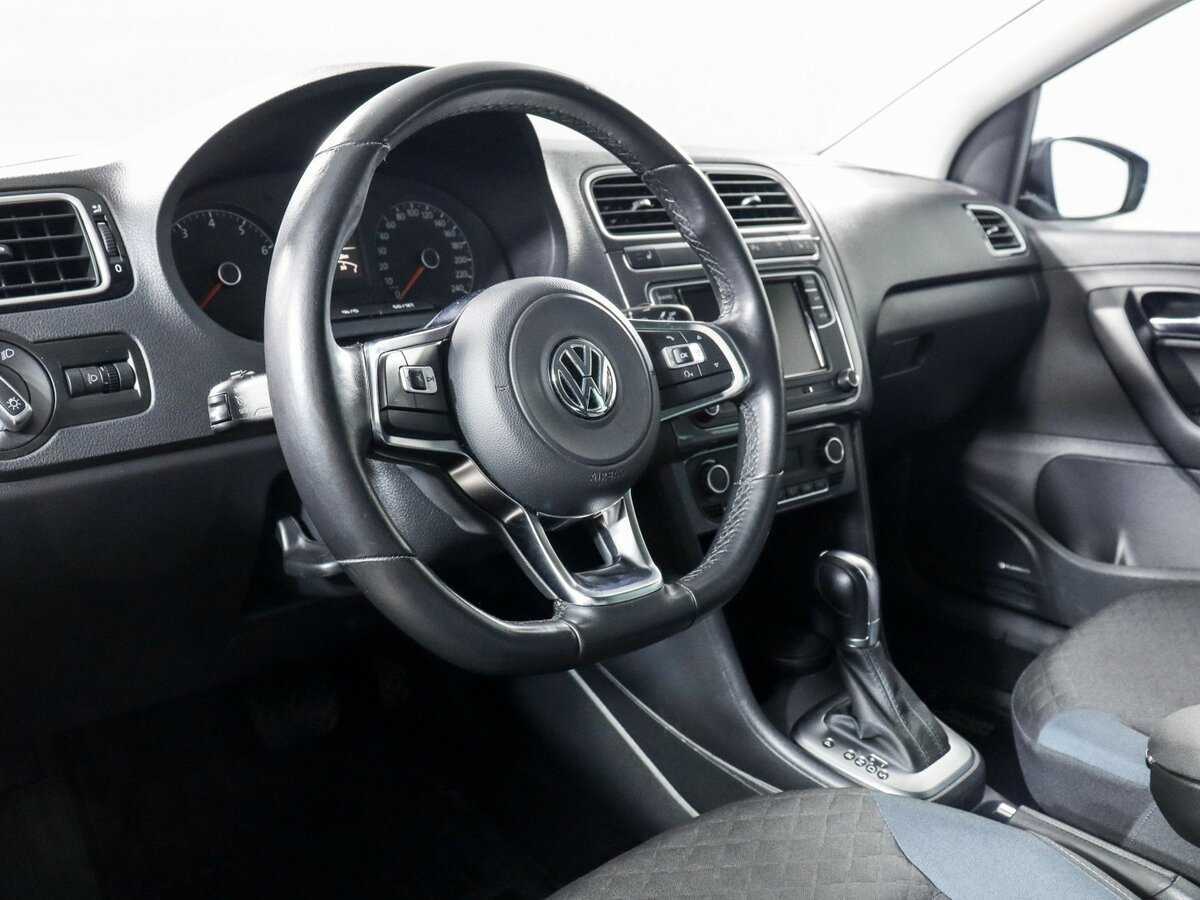 Volkswagen Polo с пробегом — 2019 год. Фото: #10