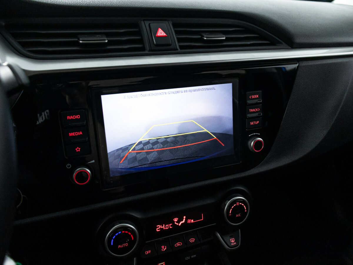 Kia Rio с пробегом — 2020 год. Фото: #17