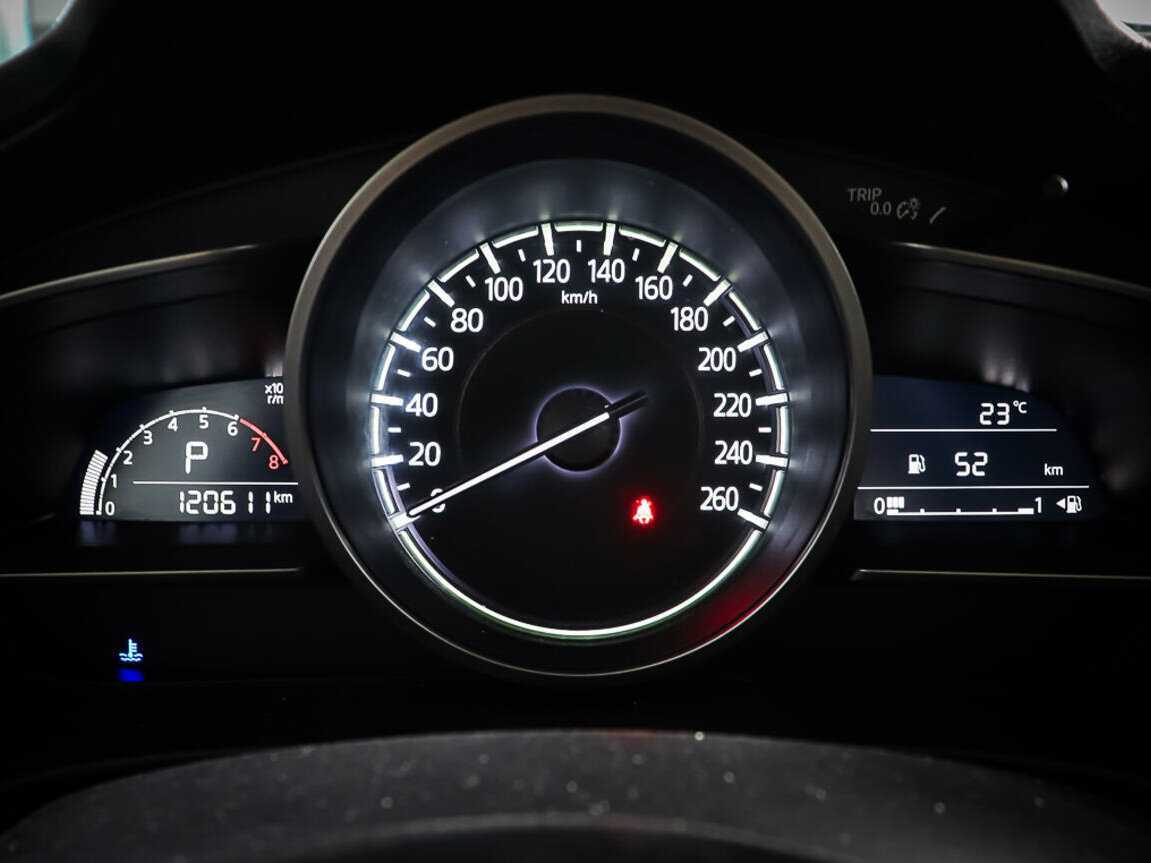 Mazda 3 с пробегом — 2017 год. Фото: #13