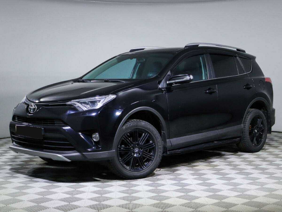 Toyota RAV4 с пробегом — 2017 год. Фото: #0