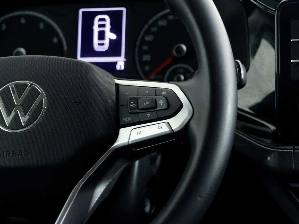 Volkswagen Polo с пробегом — 2021 год. Фото: #13