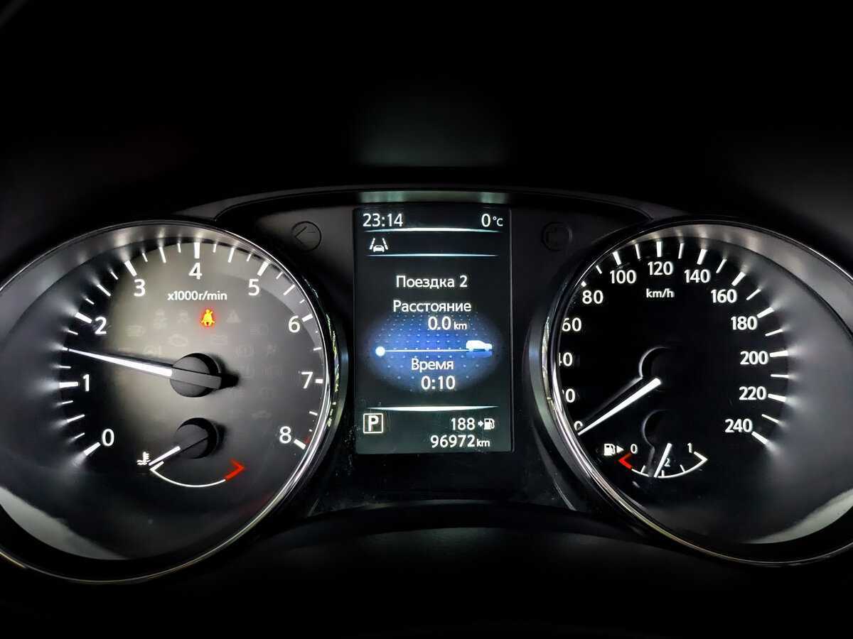 Nissan X-Trail с пробегом — 2017 год. Фото: #12