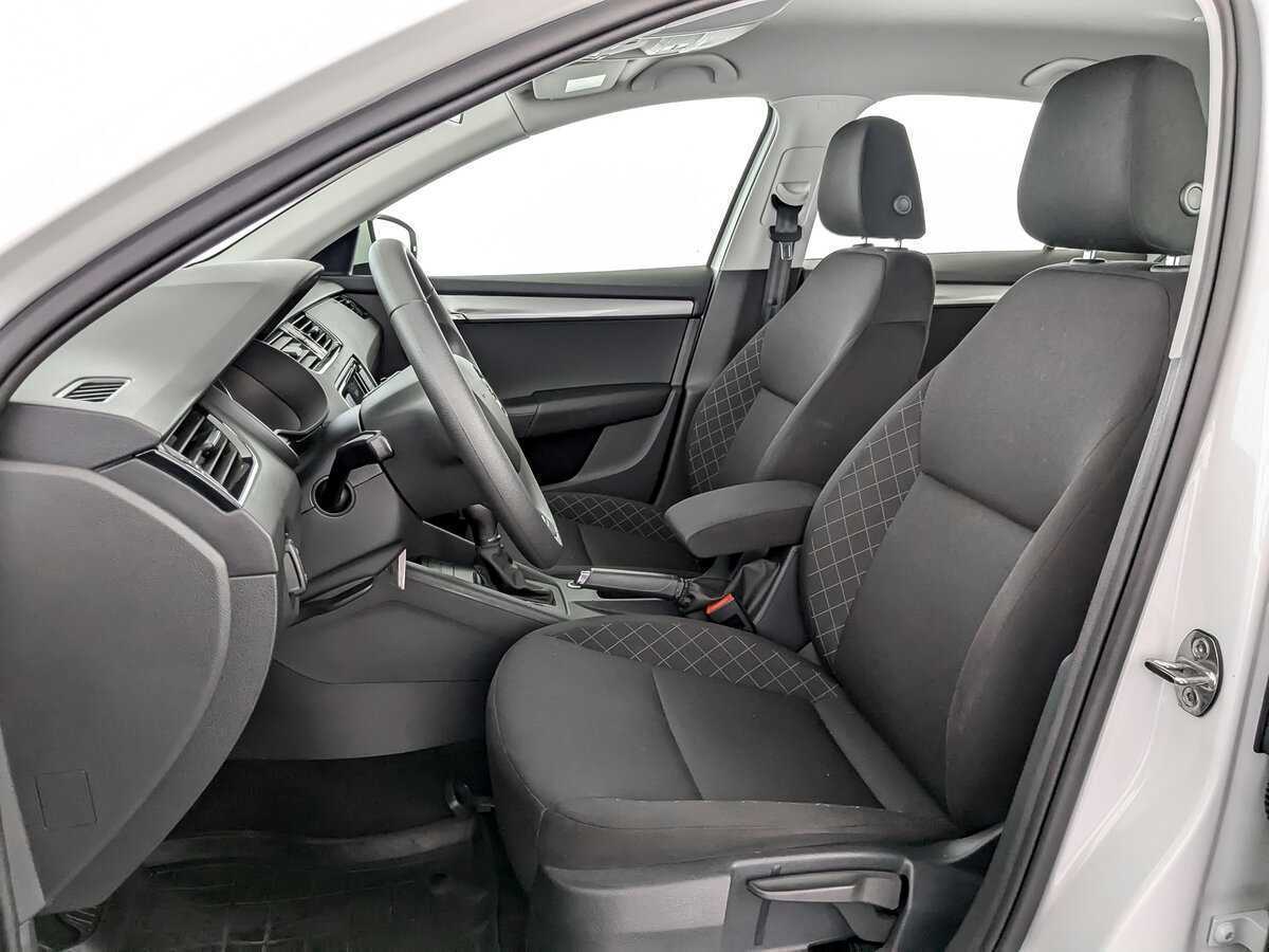Skoda Octavia с пробегом — 2020 год. Фото: #15