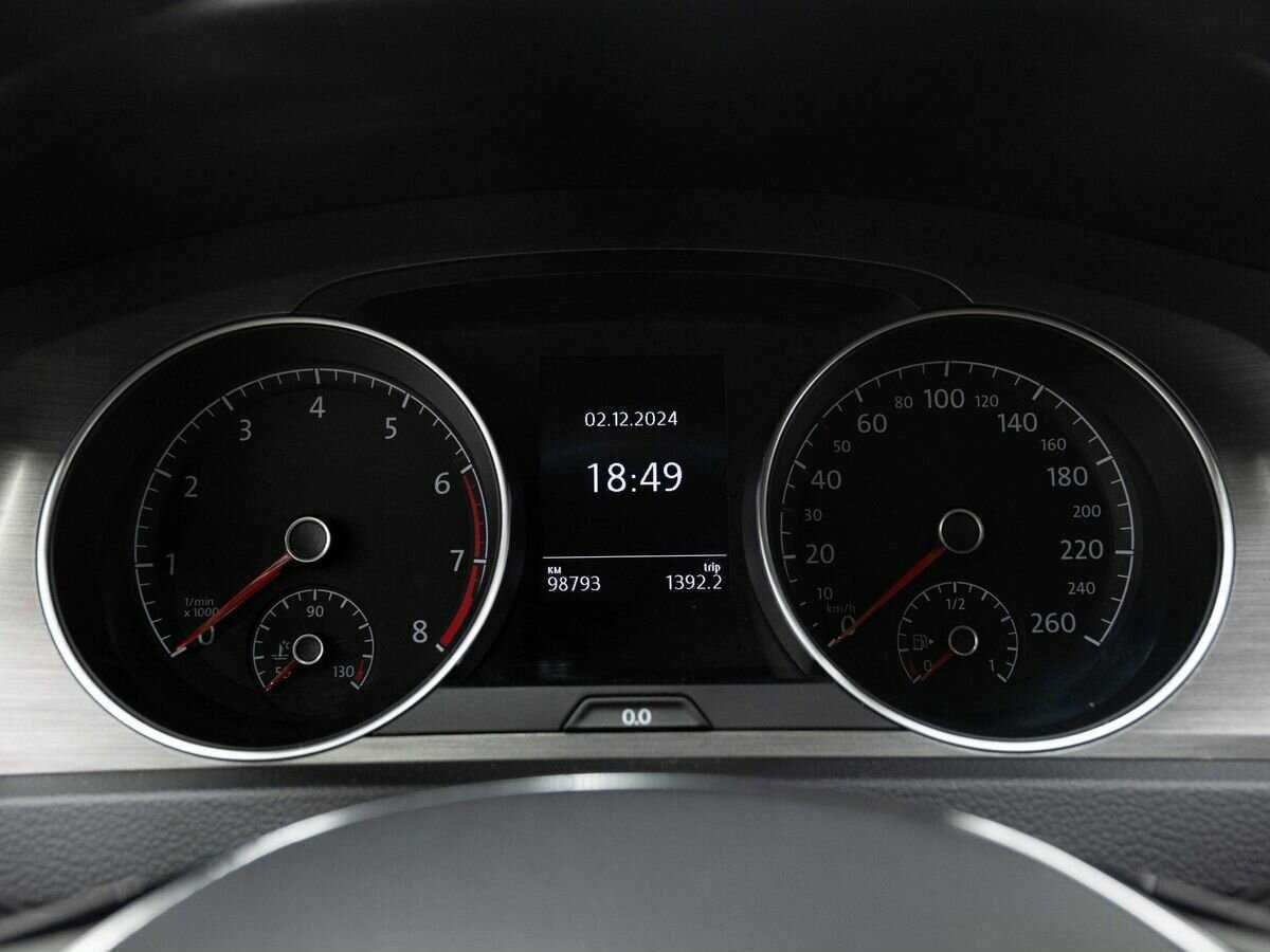 Volkswagen Golf с пробегом — 2013 год. Фото: #17