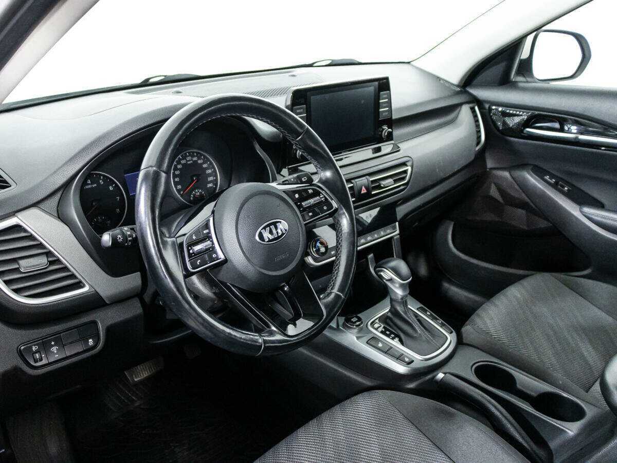 Kia Seltos с пробегом — 2020 год. Фото: #10