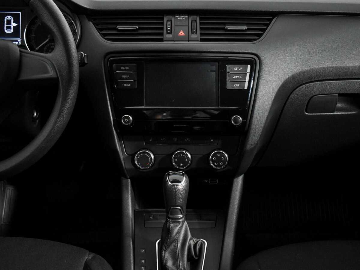 Skoda Octavia с пробегом — 2019 год. Фото: #14