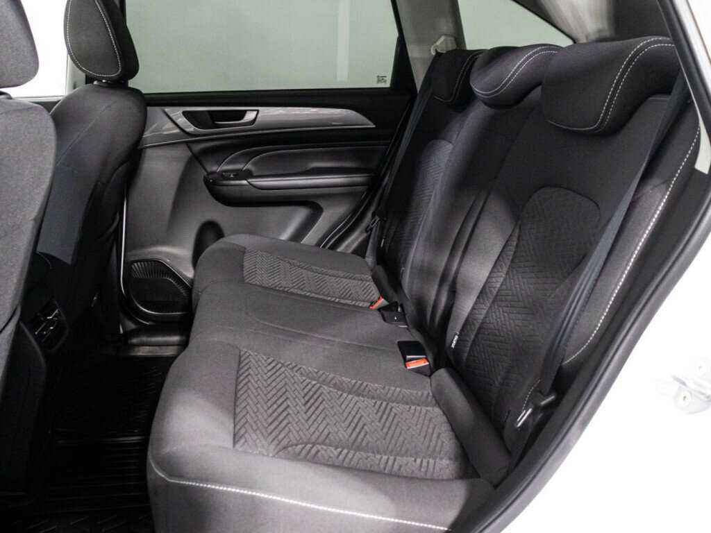 Haval M6 с пробегом — 2023 год. Фото: #9