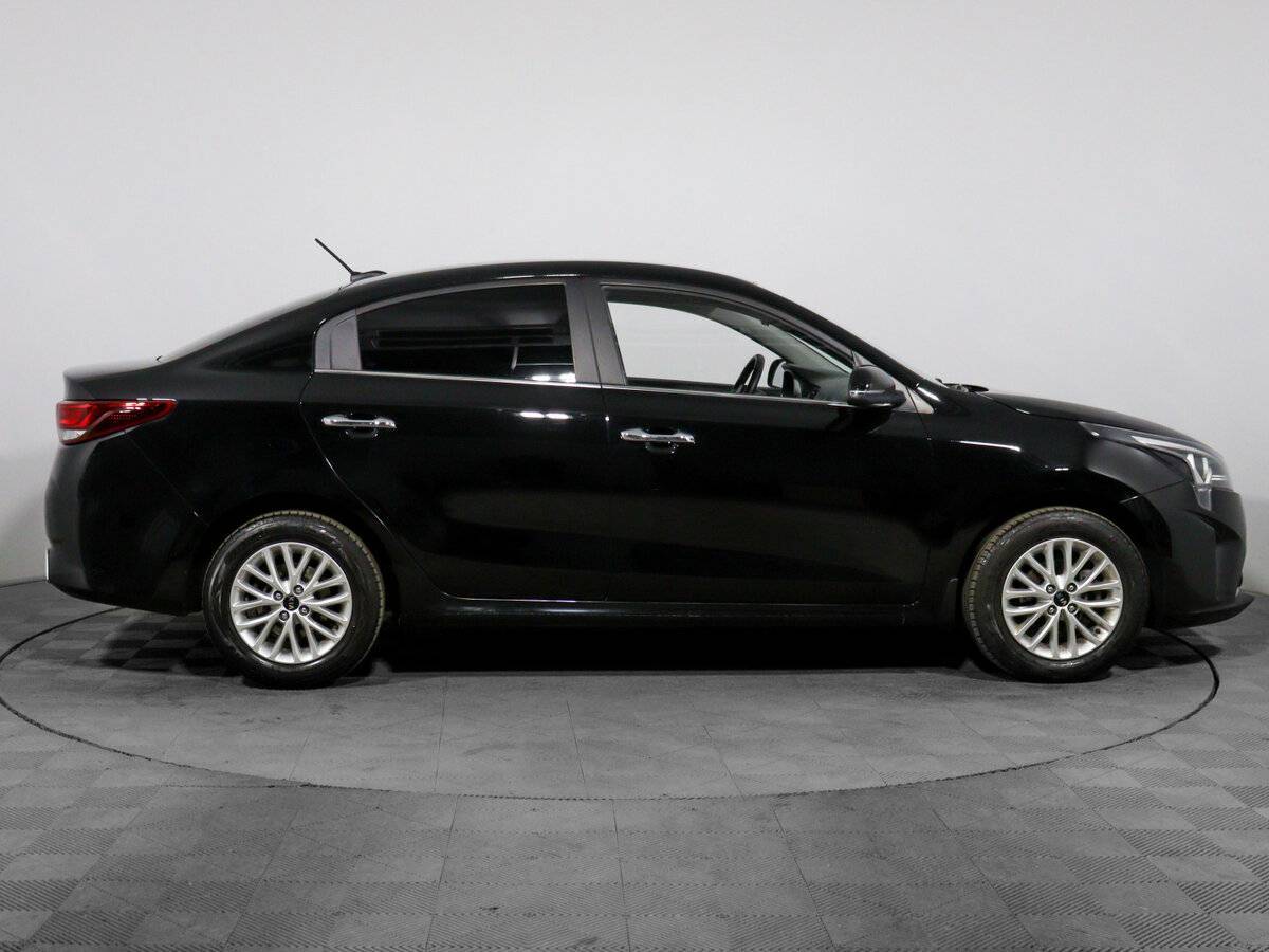 Kia Rio с пробегом — 2020 год. Фото: #3