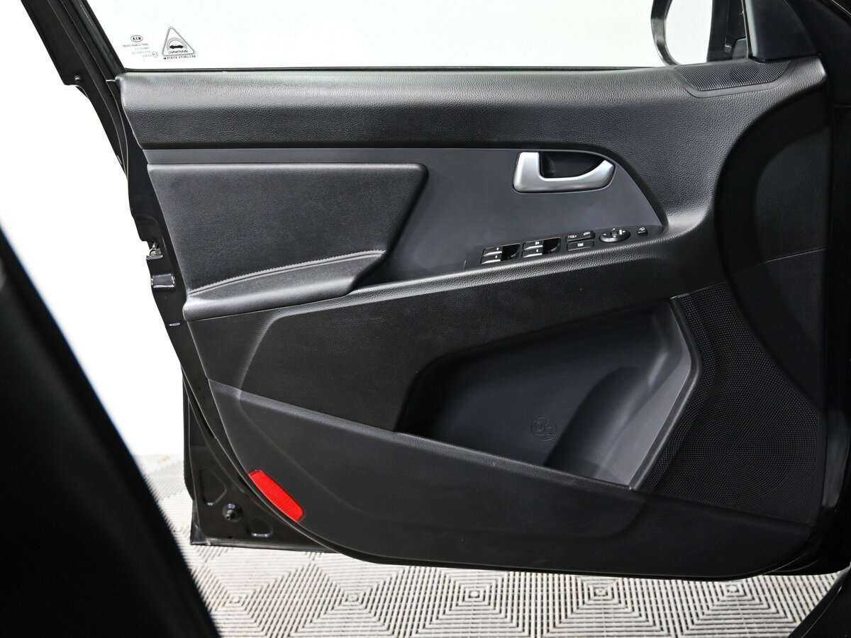 Kia Sportage с пробегом — 2012 год. Фото: #10