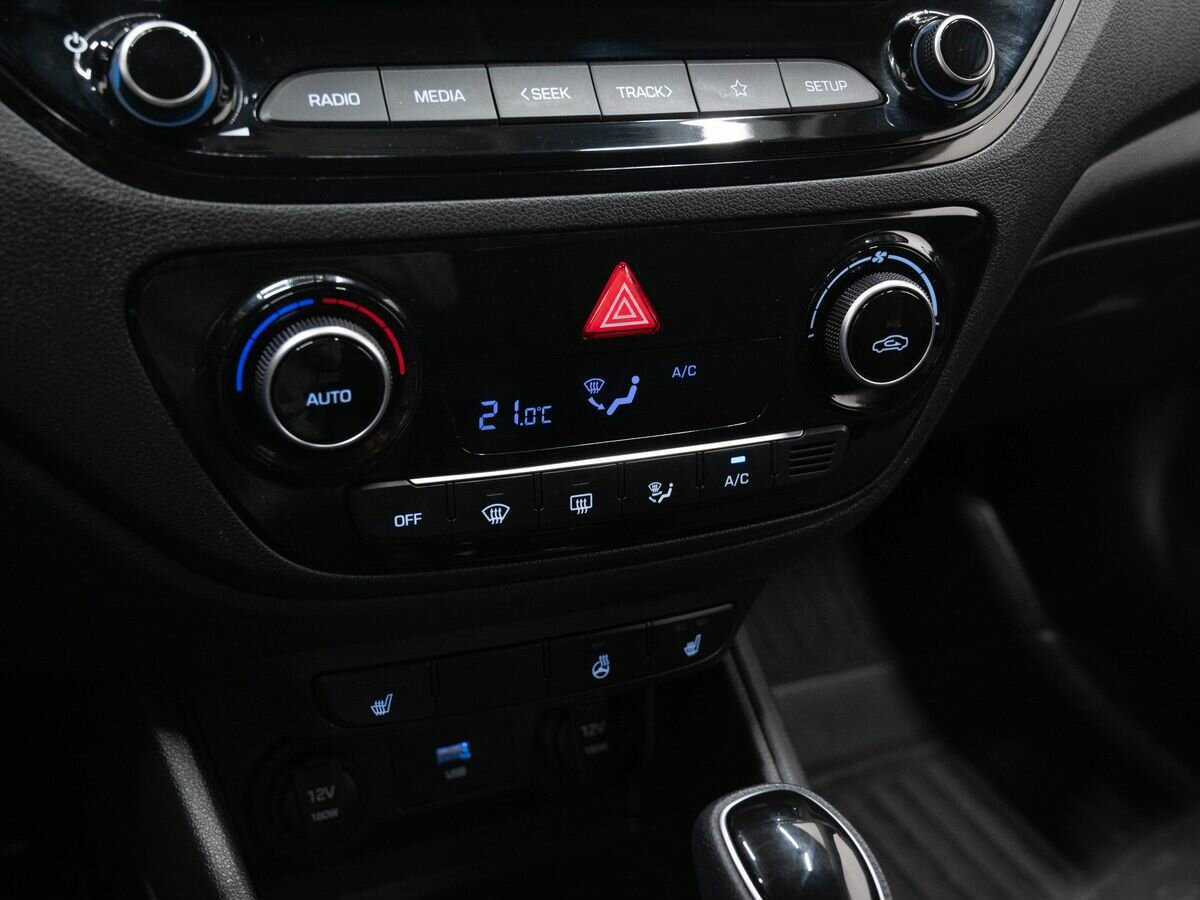 Hyundai Solaris с пробегом — 2021 год. Фото: #17