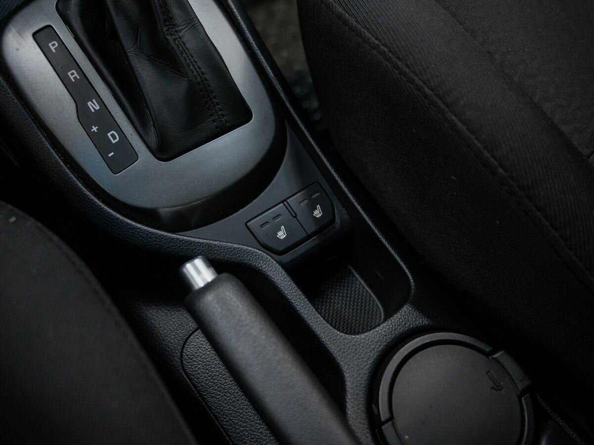 Kia Rio с пробегом — 2016 год. Фото: #17