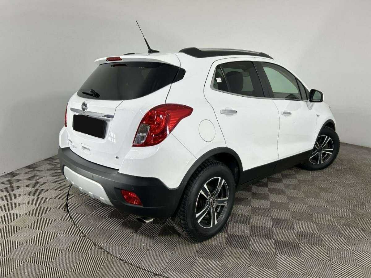 Opel Mokka с пробегом — 2013 год. Фото: #4