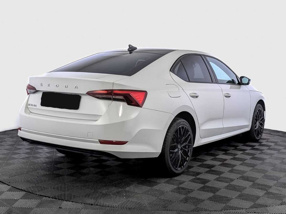 Skoda Octavia с пробегом — 2021 год. Фото: #4