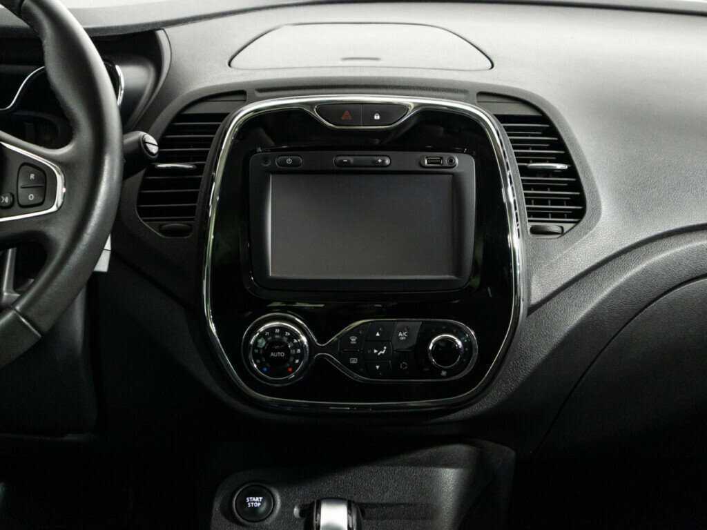 Renault Kaptur с пробегом — 2016 год. Фото: #13