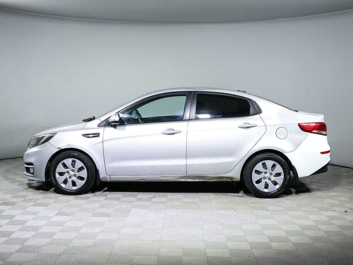 Kia Rio с пробегом — 2017 год. Фото: #7
