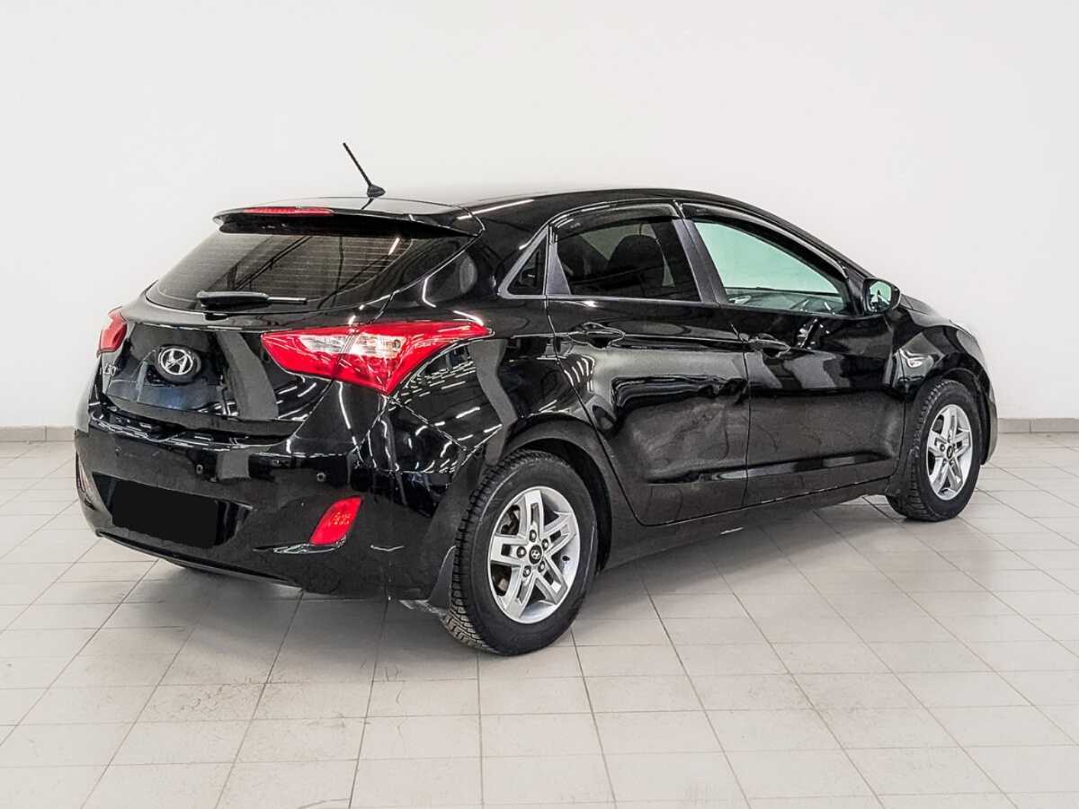 Hyundai i30 с пробегом — 2015 год. Фото: #4