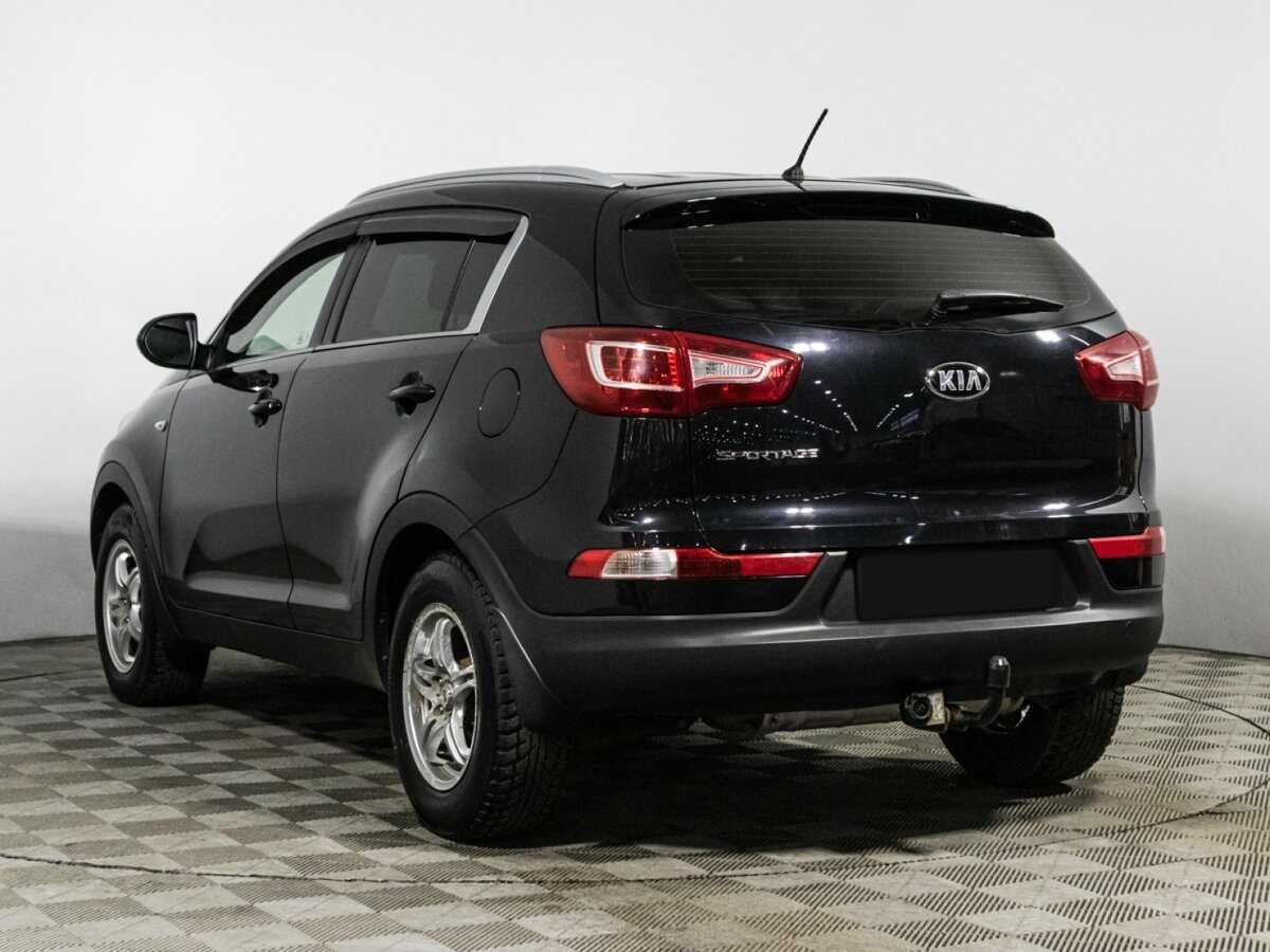 Kia Sportage с пробегом — 2012 год. Фото: #6
