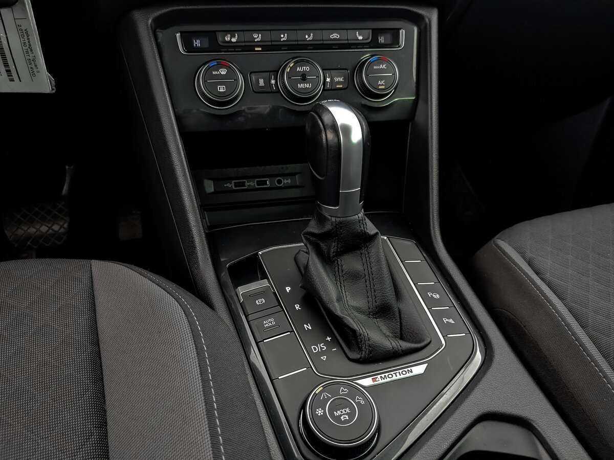 Volkswagen Tiguan с пробегом — 2017 год. Фото: #21