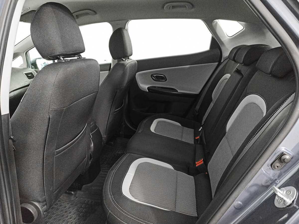 Kia Ceed с пробегом — 2014 год. Фото: #9