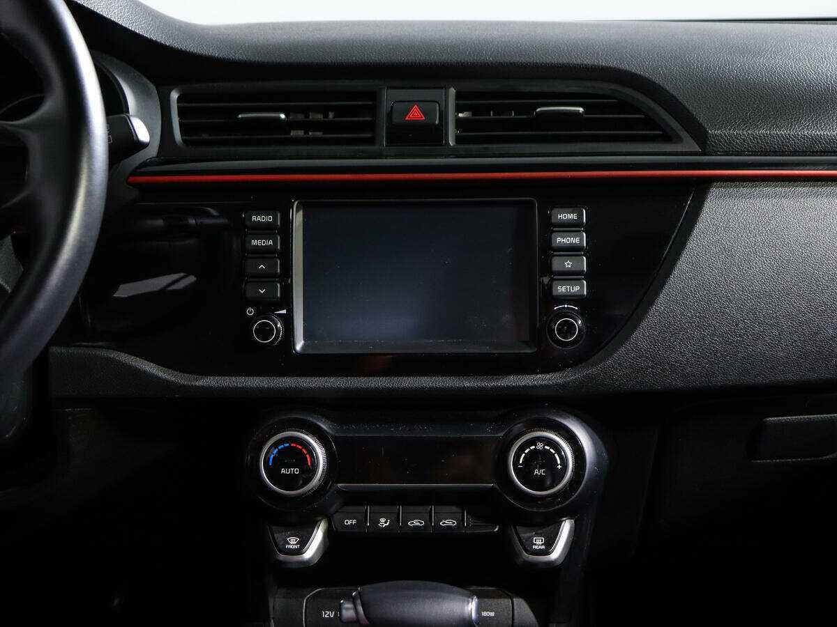 Kia Rio с пробегом — 2020 год. Фото: #12