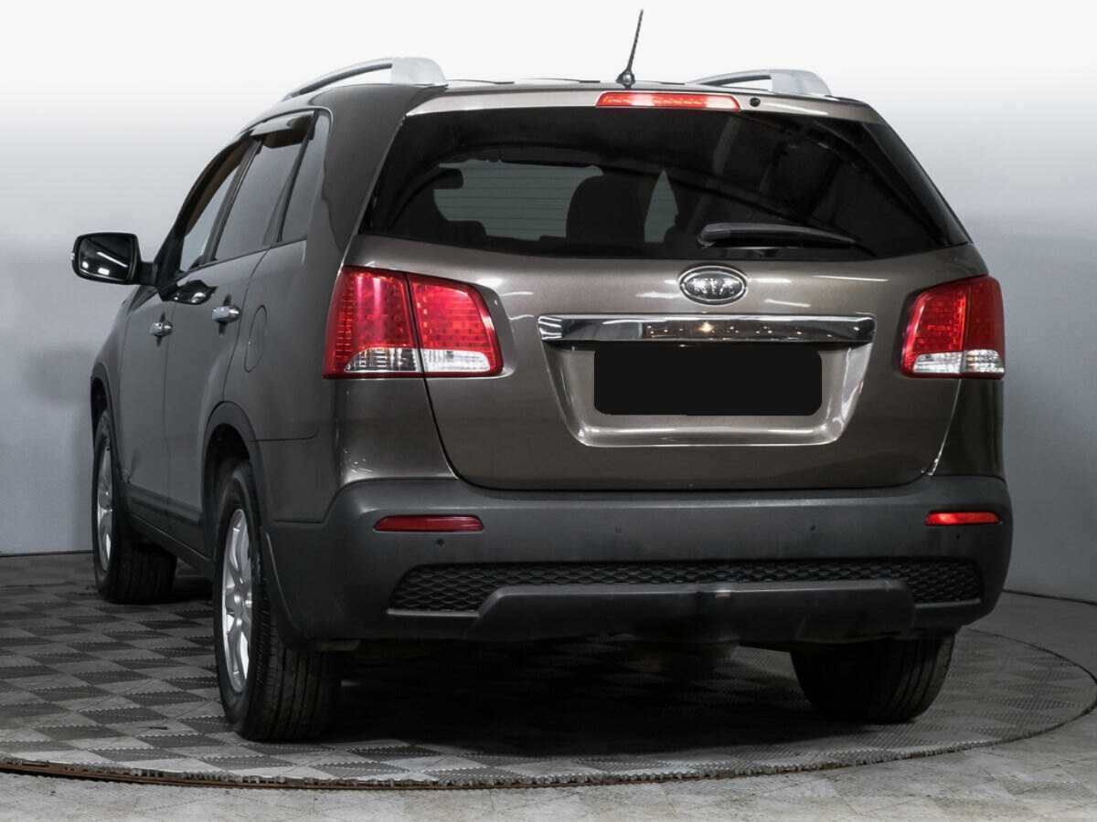 Kia Sorento с пробегом — 2012 год. Фото: #6