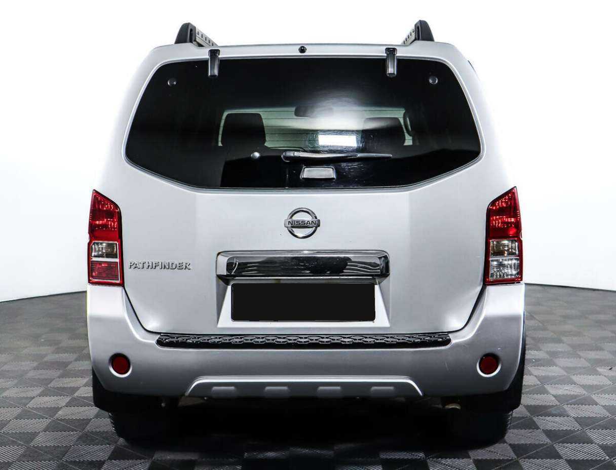 Nissan Pathfinder с пробегом — 2012 год. Фото: #5