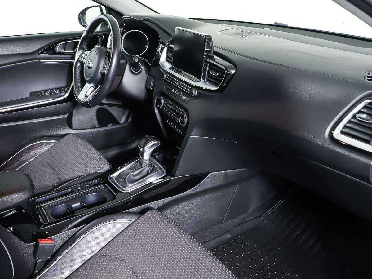 Kia Ceed с пробегом — 2018 год. Фото: #8