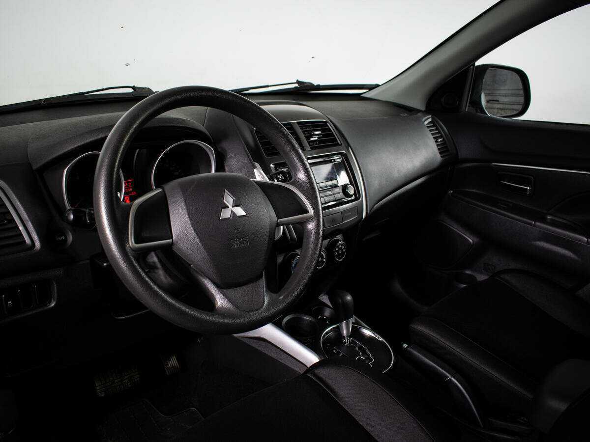 Mitsubishi ASX с пробегом — 2013 год. Фото: #12