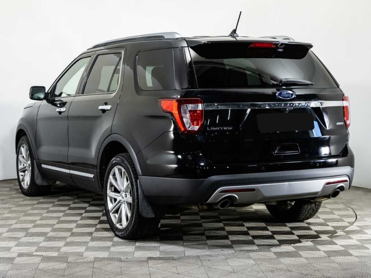 Ford Explorer с пробегом — 2016 год. Фото: #5
