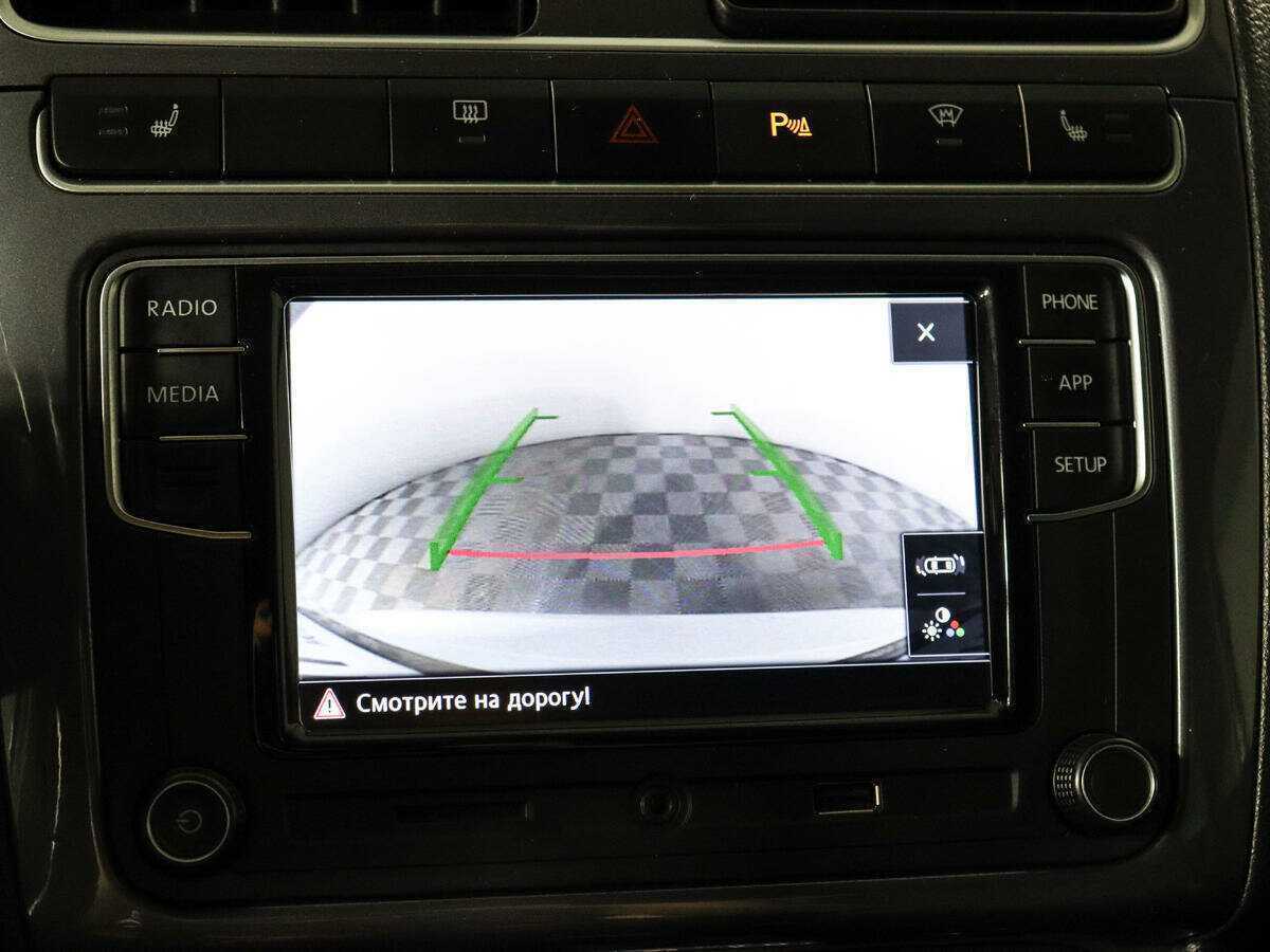 Volkswagen Polo с пробегом — 2018 год. Фото: #14