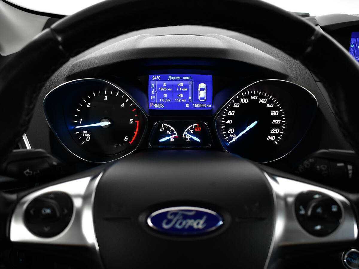 Ford Kuga с пробегом — 2013 год. Фото: #10