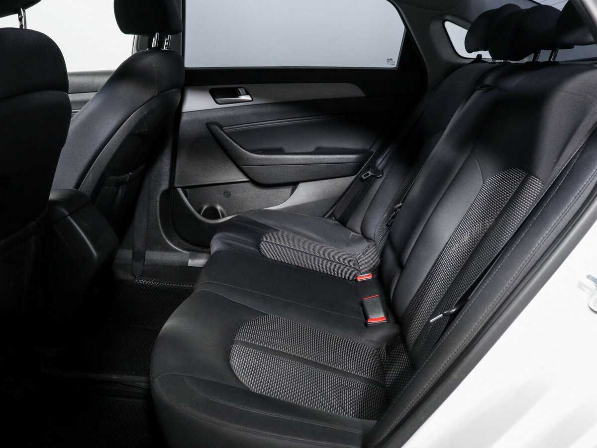 Hyundai Sonata с пробегом — 2019 год. Фото: #9