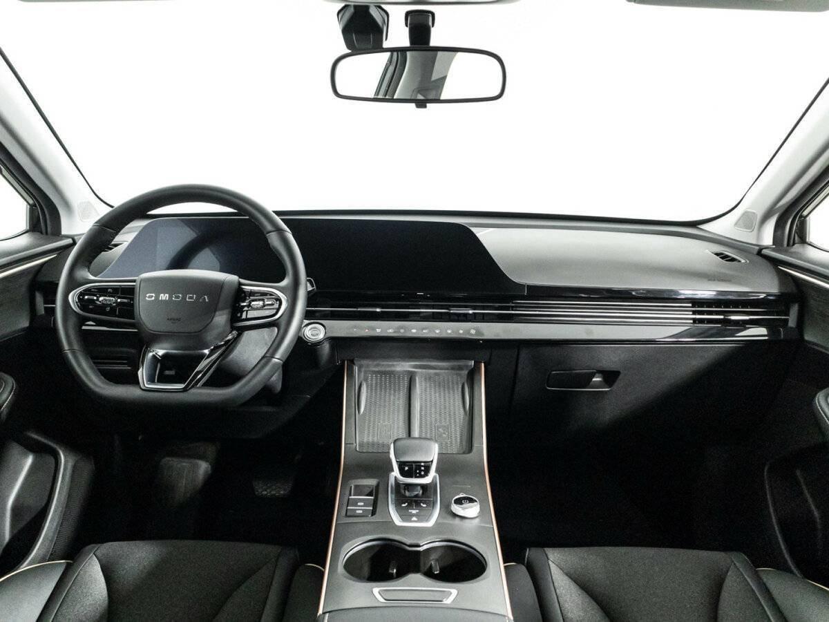 OMODA C5 с пробегом — 2024 год. Фото: #12