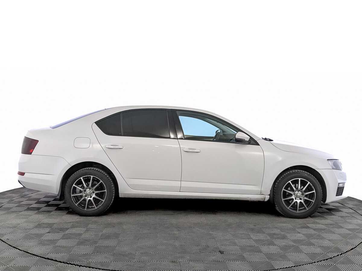 Skoda Octavia с пробегом — 2014 год. Фото: #3