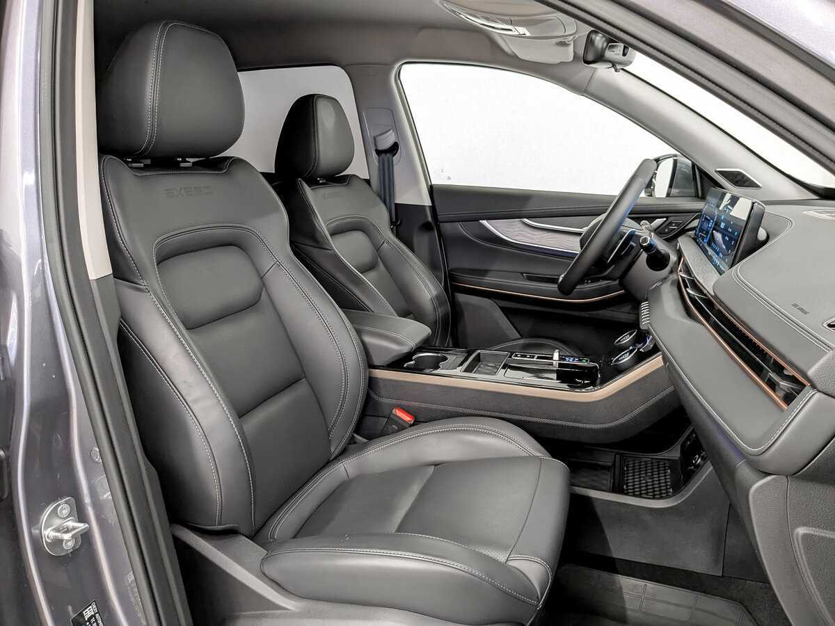 EXEED LX с пробегом — 2023 год. Фото: #22