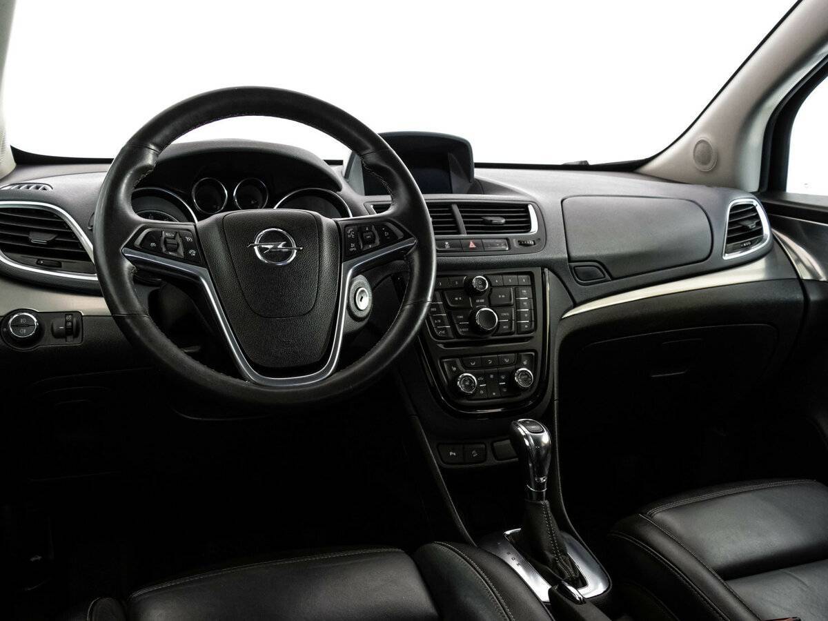 Opel Mokka с пробегом — 2015 год. Фото: #10