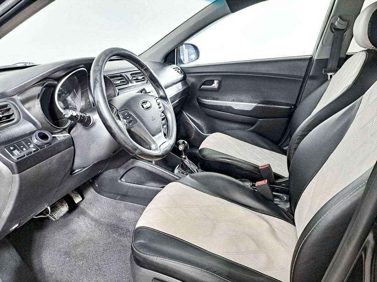 Kia Rio с пробегом — 2016 год. Фото: #13
