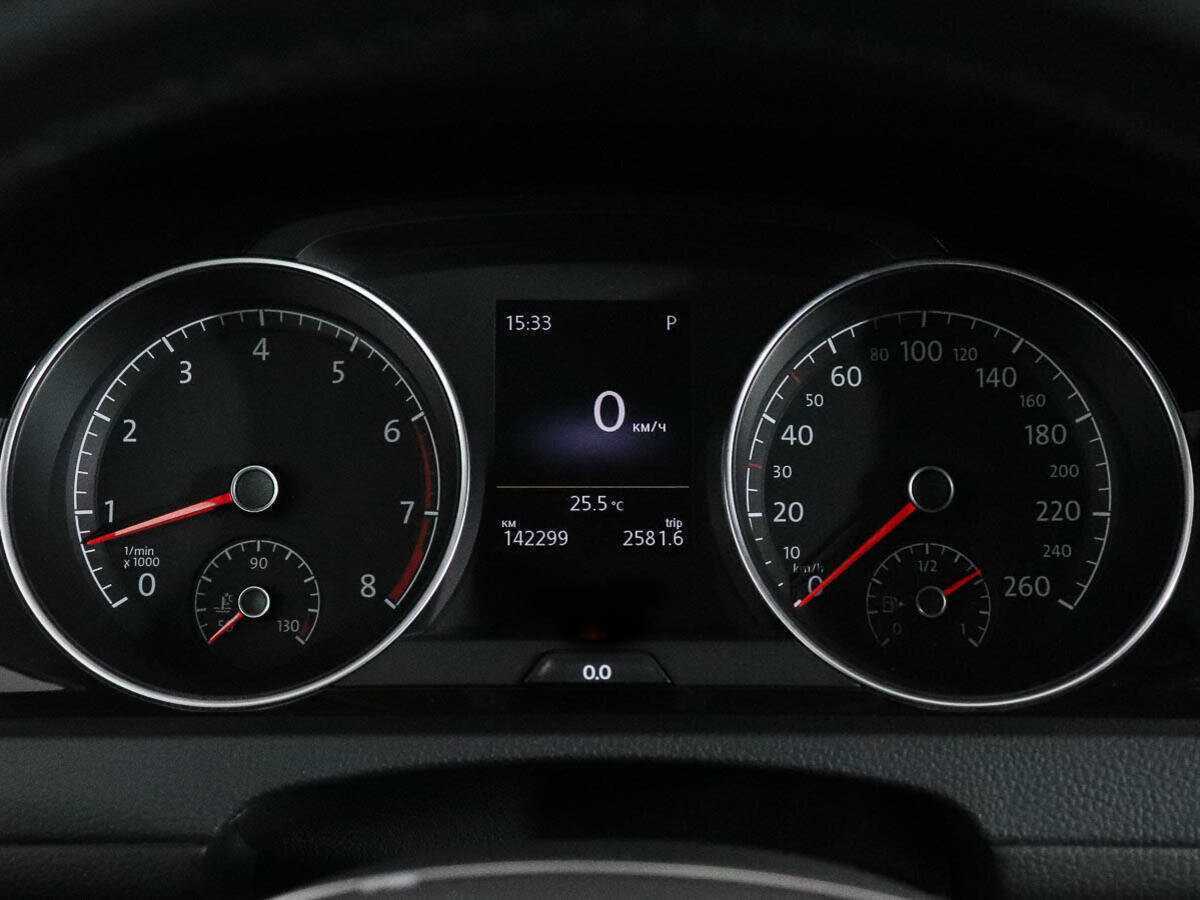 Volkswagen Golf с пробегом — 2013 год. Фото: #8