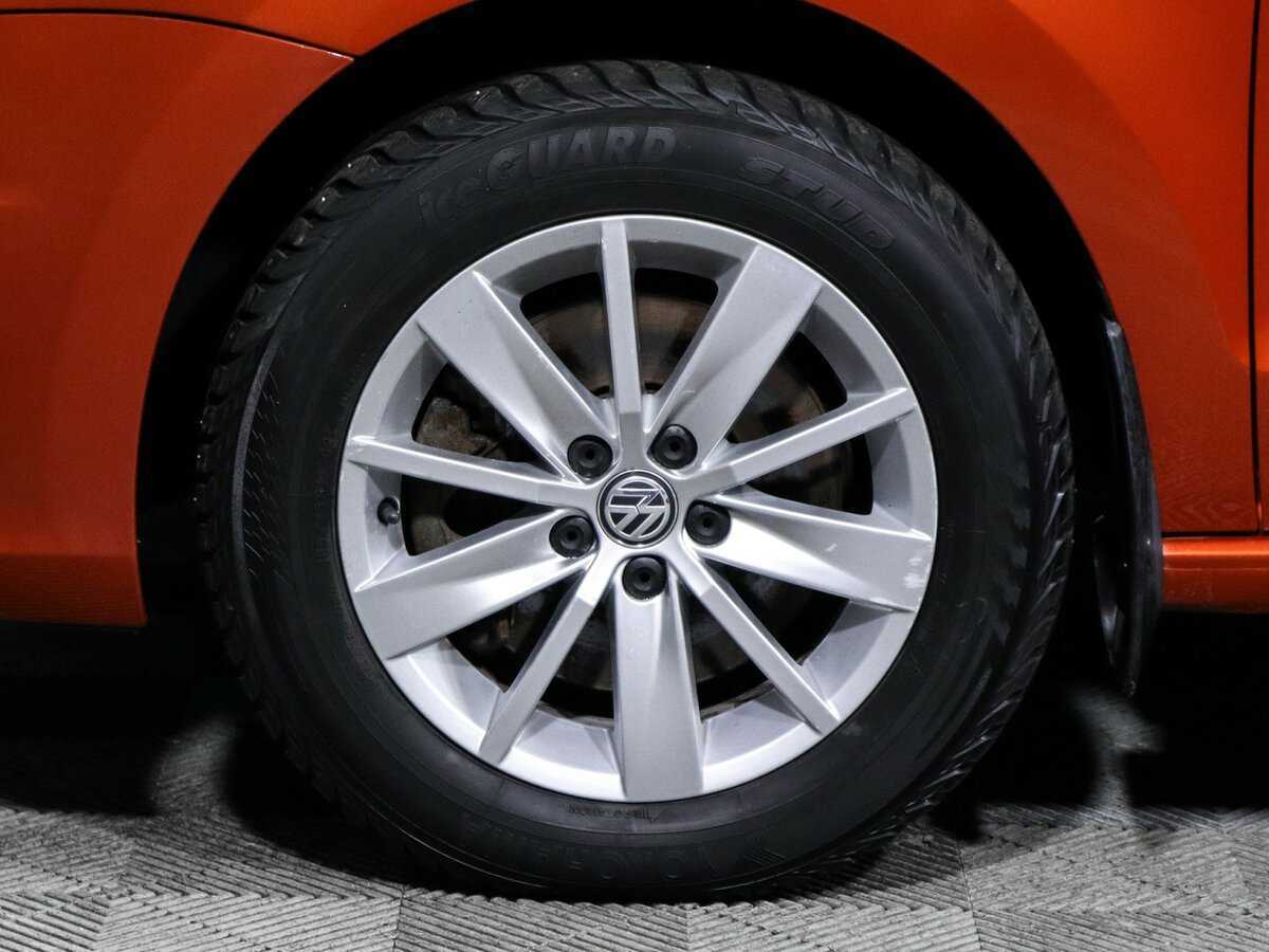 Volkswagen Polo с пробегом — 2018 год. Фото: #14