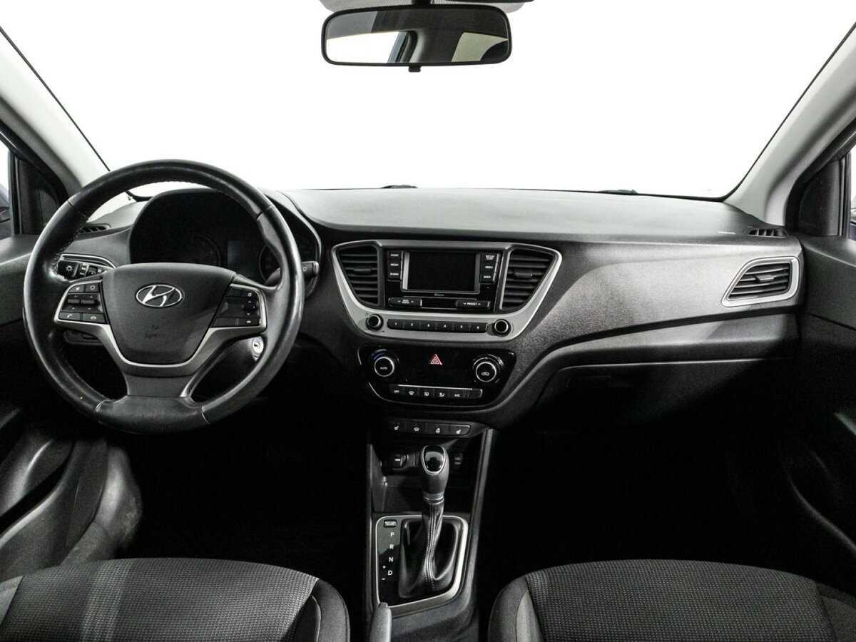 Hyundai Solaris с пробегом — 2018 год. Фото: #12