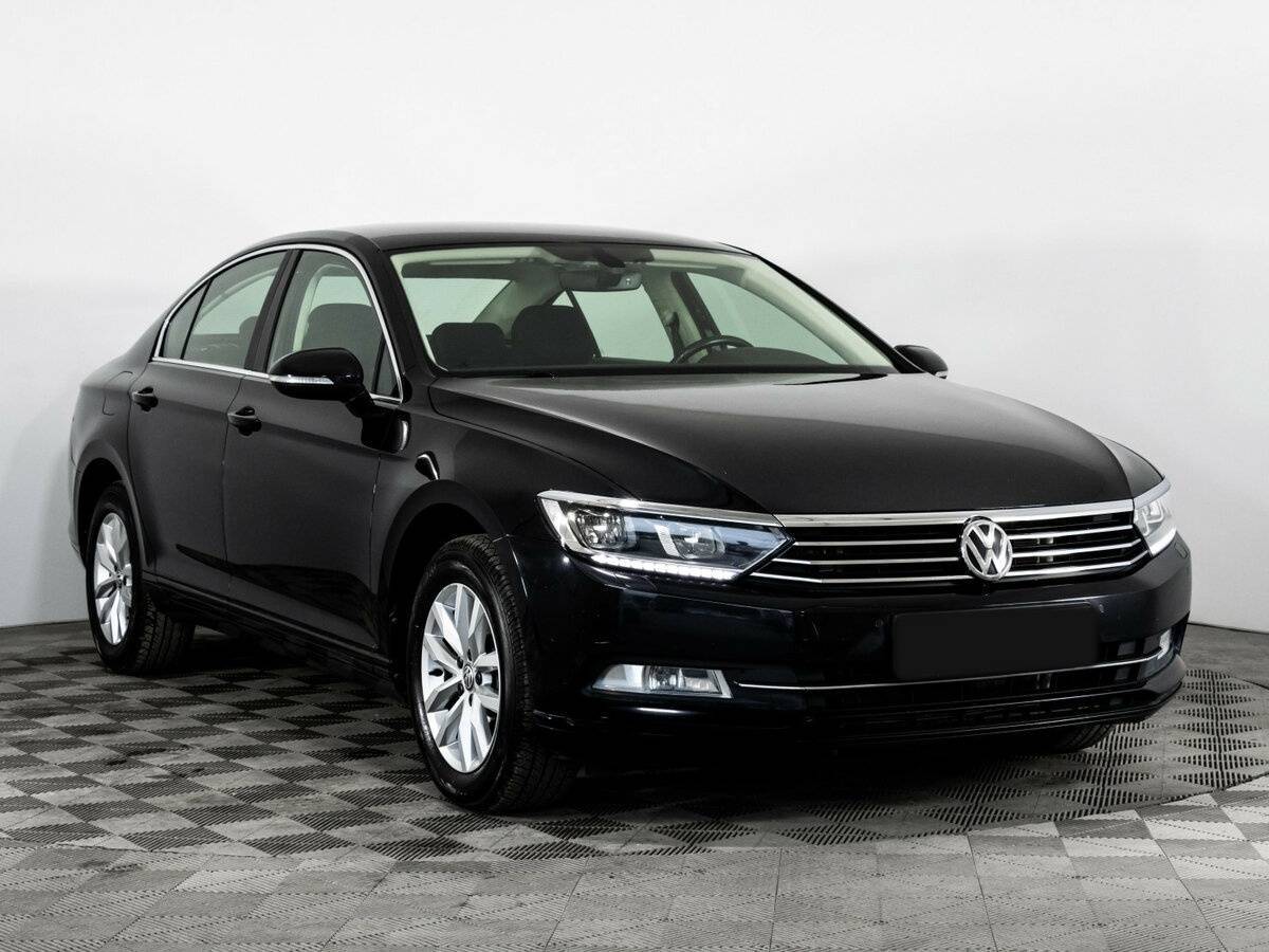 Volkswagen Passat с пробегом — 2018 год. Фото: #3