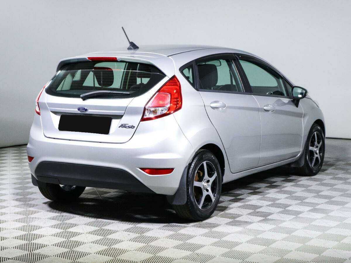 Ford Fiesta с пробегом — 2017 год. Фото: #4