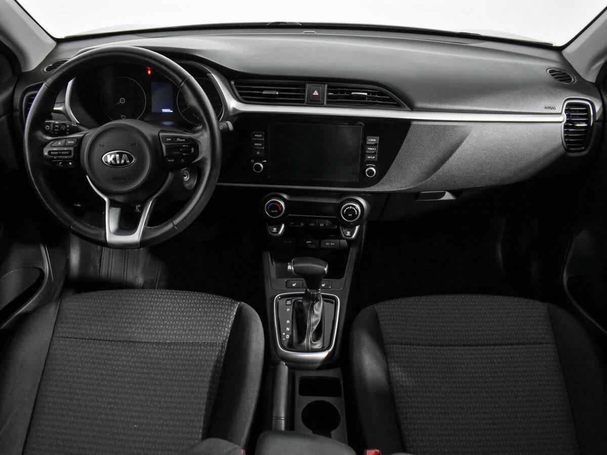 Kia Rio с пробегом — 2020 год. Фото: #11